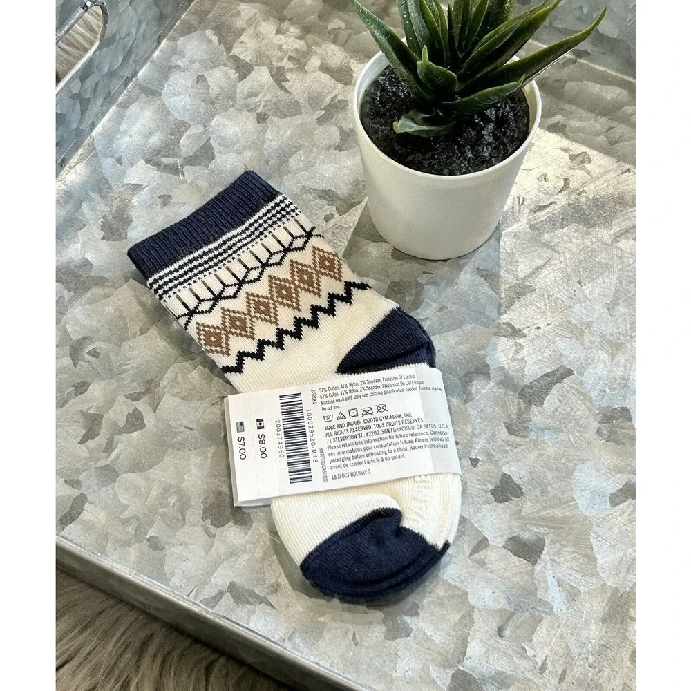 Janie and Jack Baby Boys 0-6 Months‎ Cable Knit Ribbed Crew Socks in White/Blue